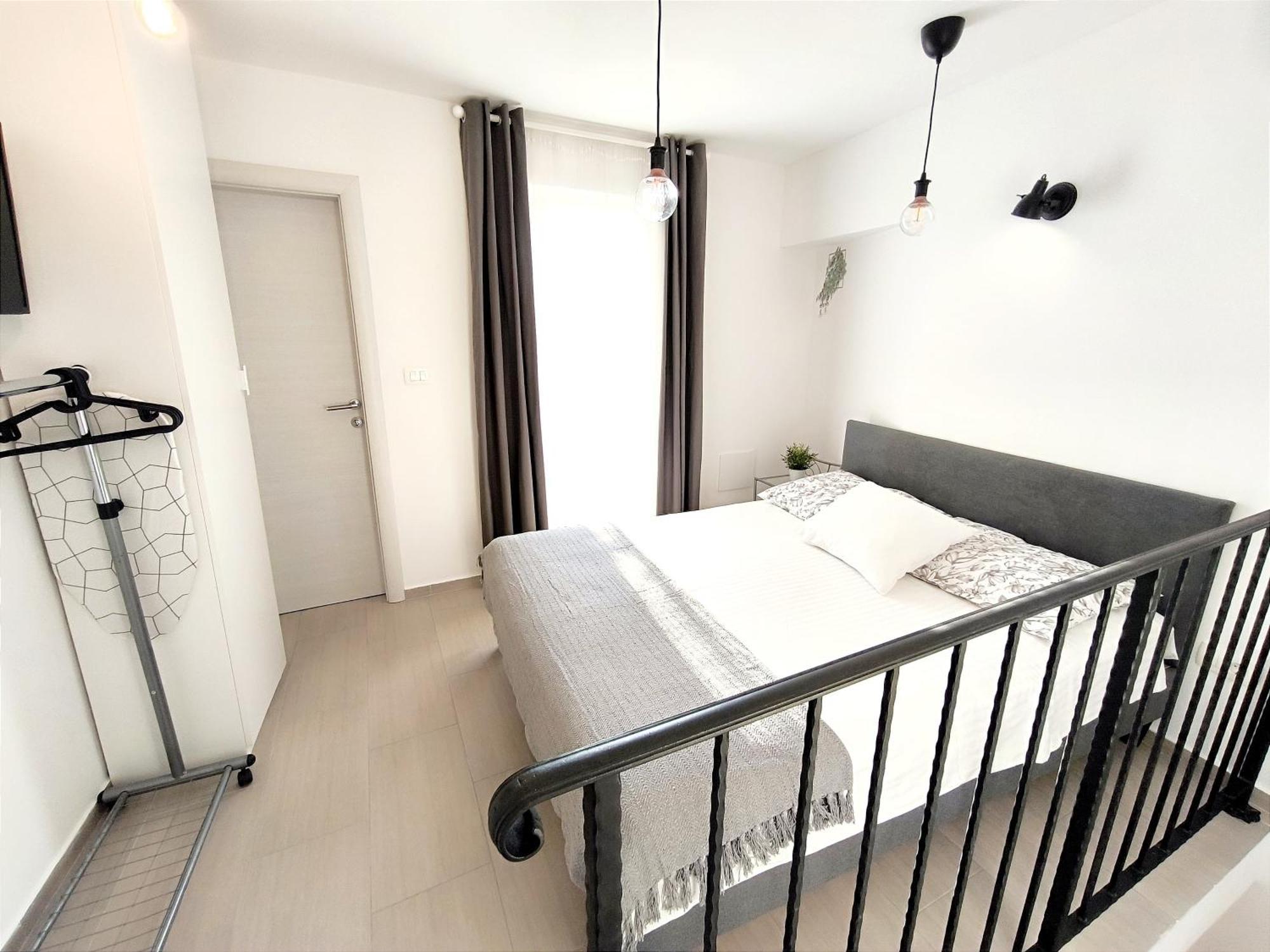 Central Apartment & Room Niko Сплит Екстериор снимка